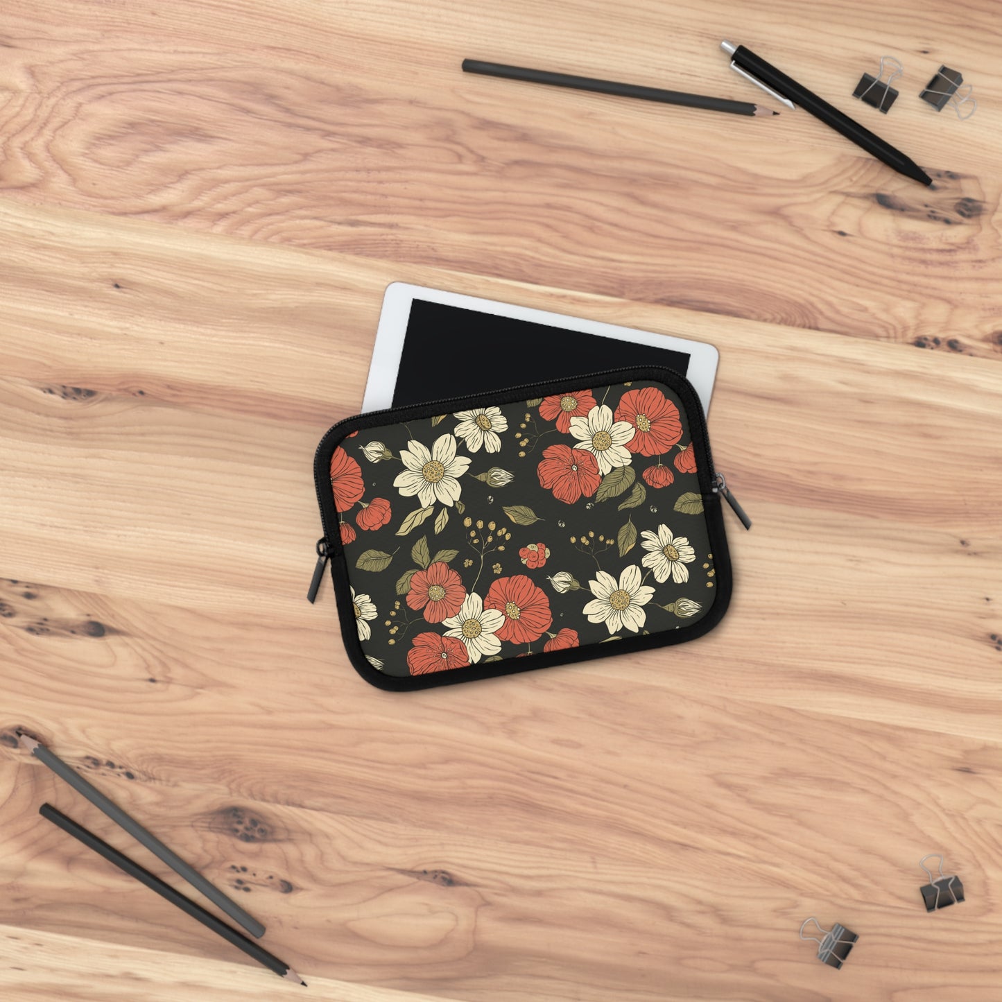 Floral Laptop Sleeve - Elegant Floral Design for Secure Storage
