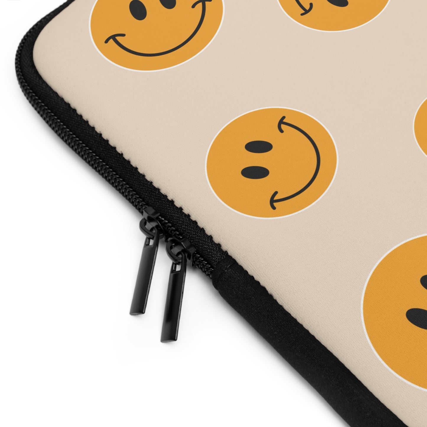 Smiley Face Laptop Sleeve – Fun & Stylish Tech Accessory