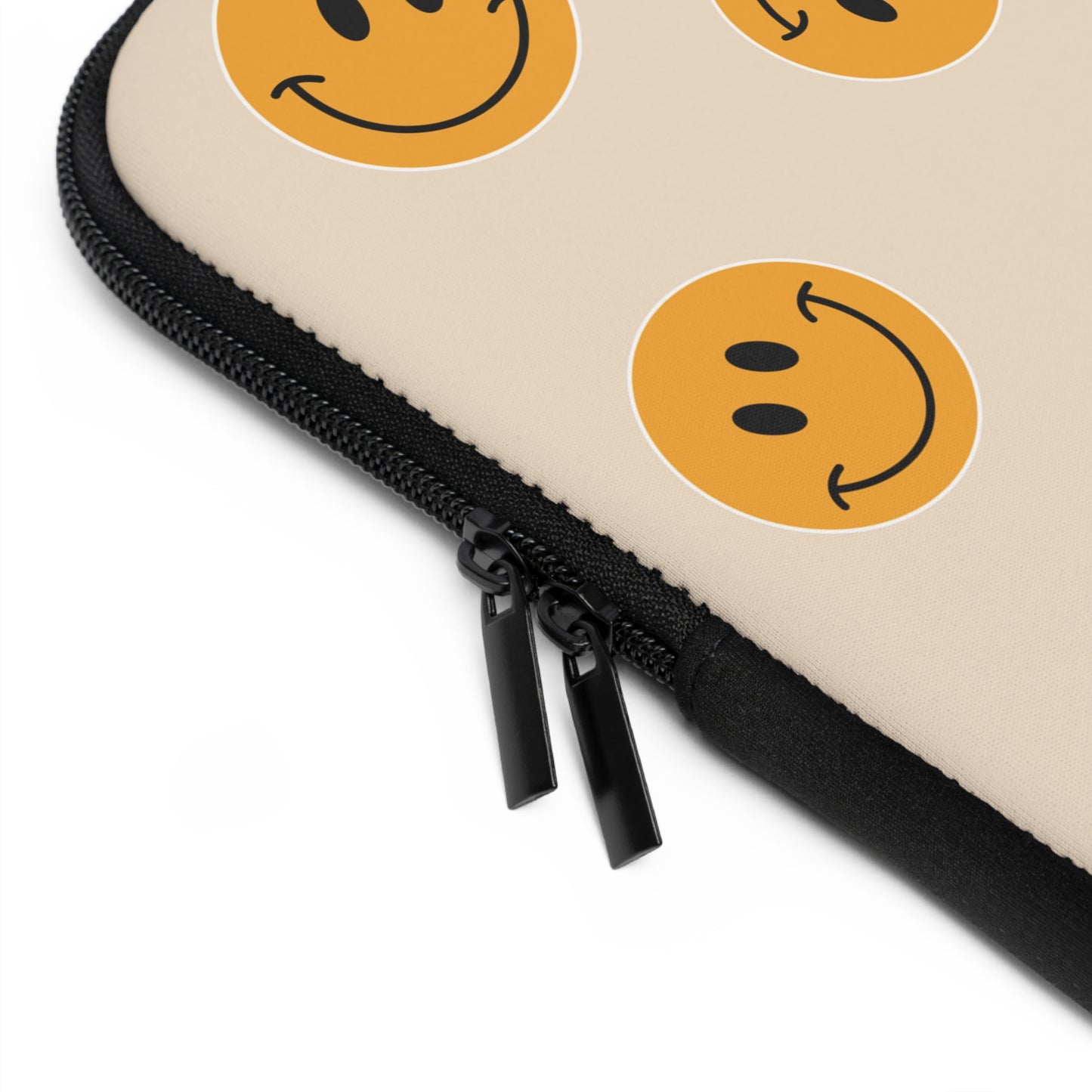 Smiley Face Laptop Sleeve – Fun & Stylish Tech Accessory