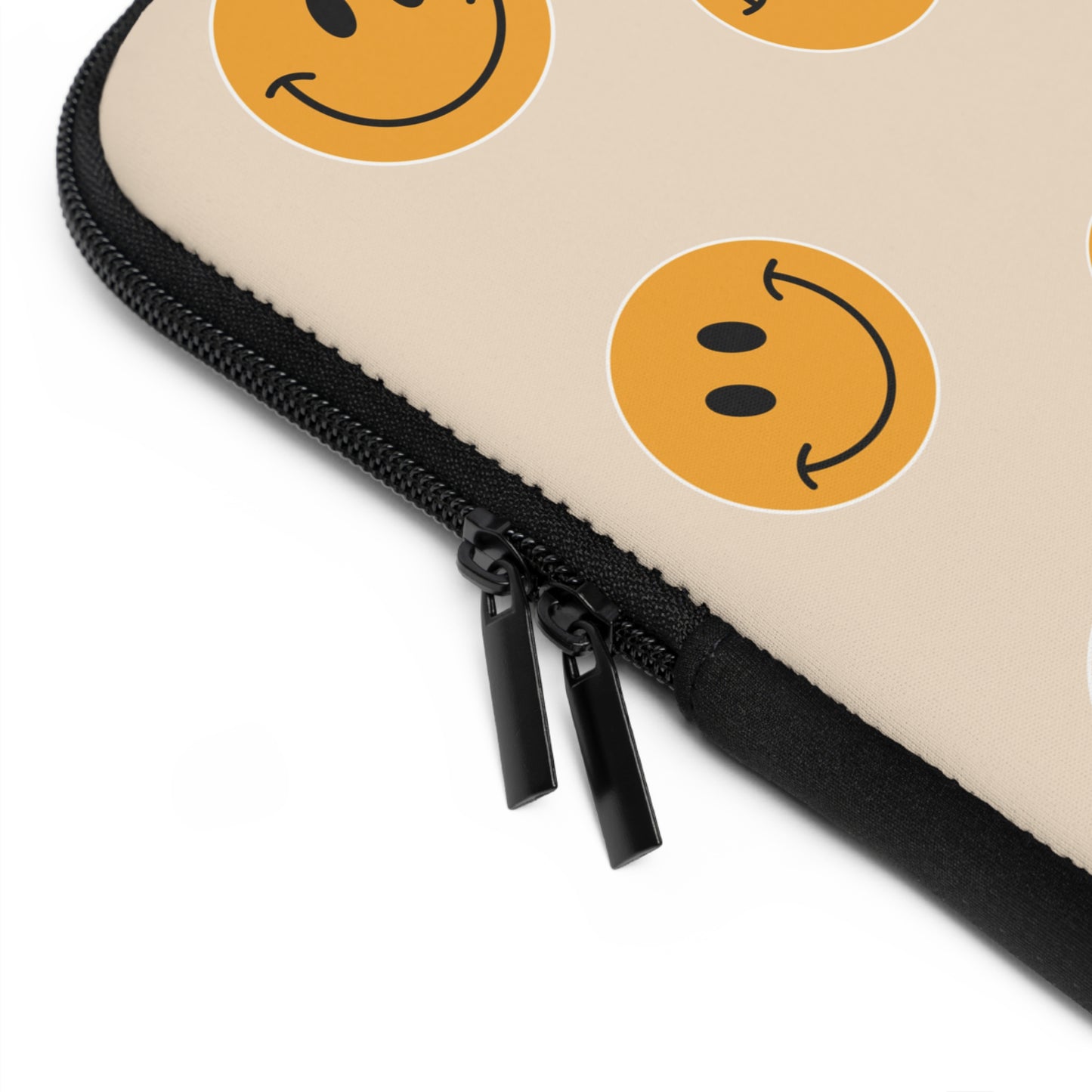 Smiley Face Laptop Sleeve – Fun & Stylish Tech Accessory