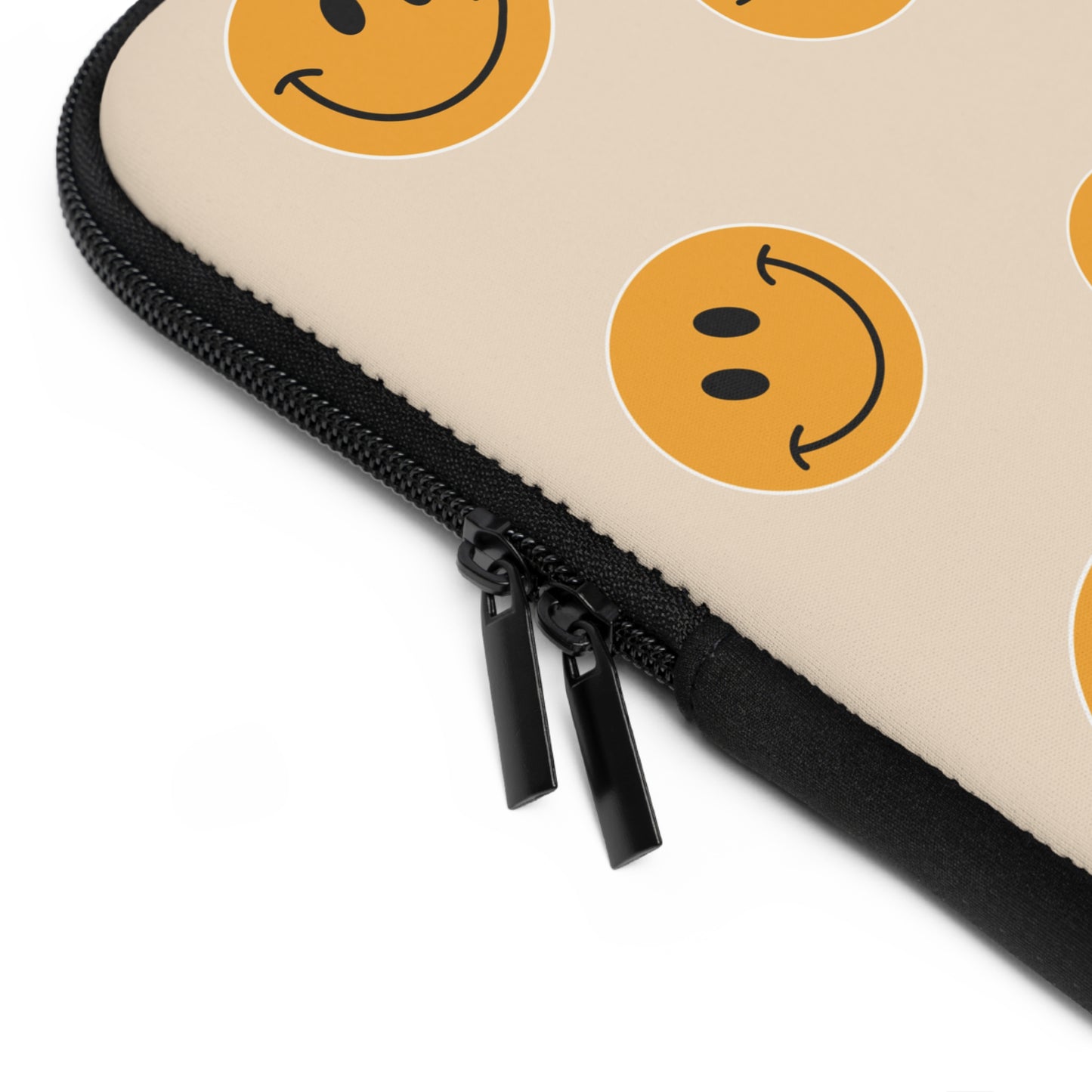 Smiley Face Laptop Sleeve – Fun & Stylish Tech Accessory