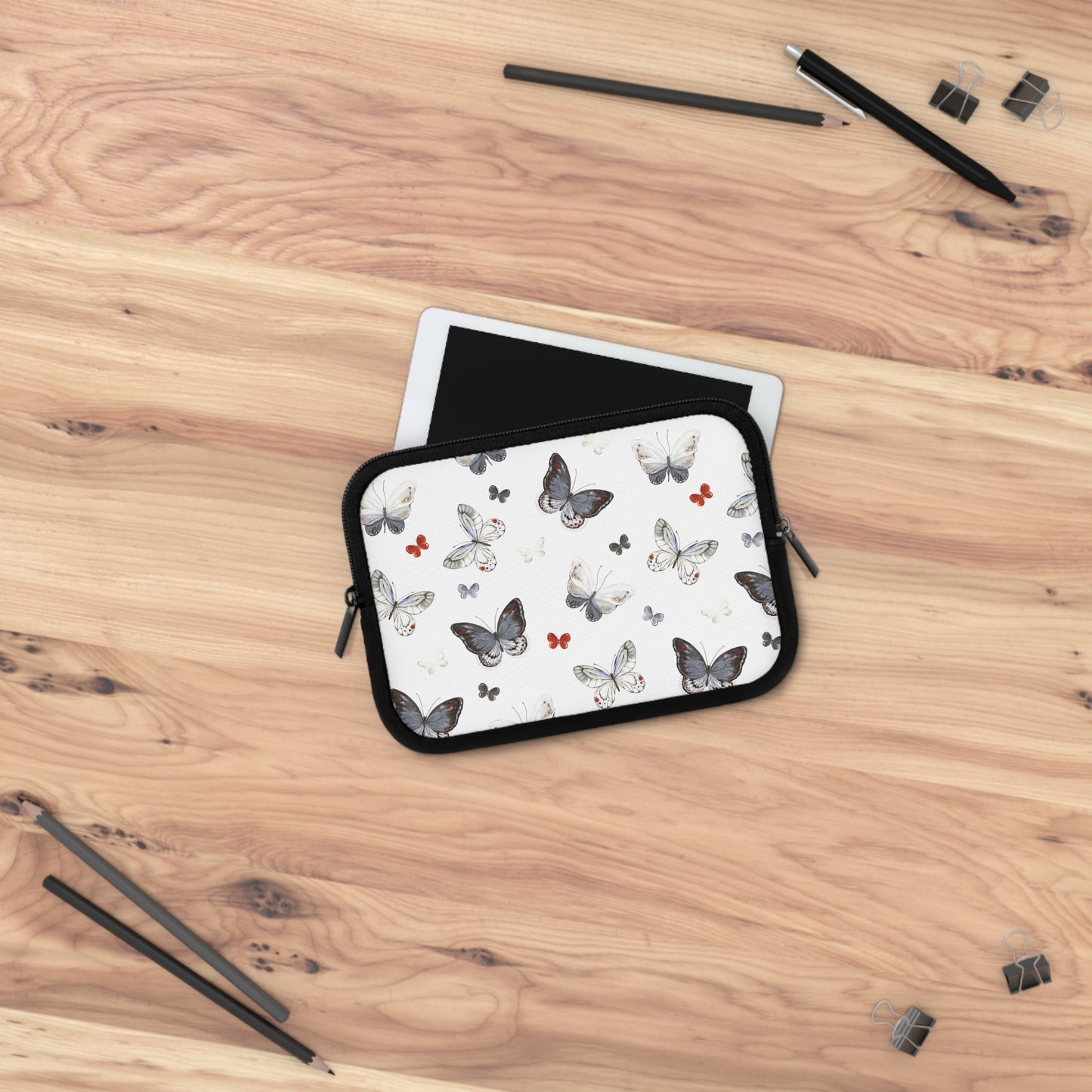 Butterfly Design Laptop Sleeve - Stylish & Protective Case for Laptops