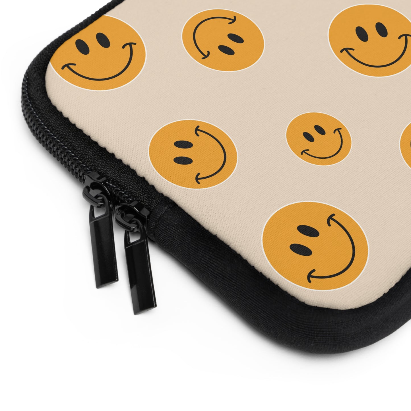 Smiley Face Laptop Sleeve – Fun & Stylish Tech Accessory