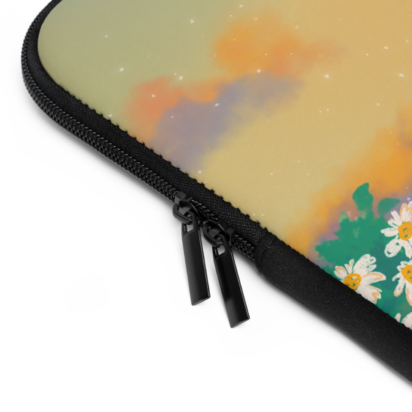 Daisy Fields Laptop Sleeve - Floral Design for Nature Lovers