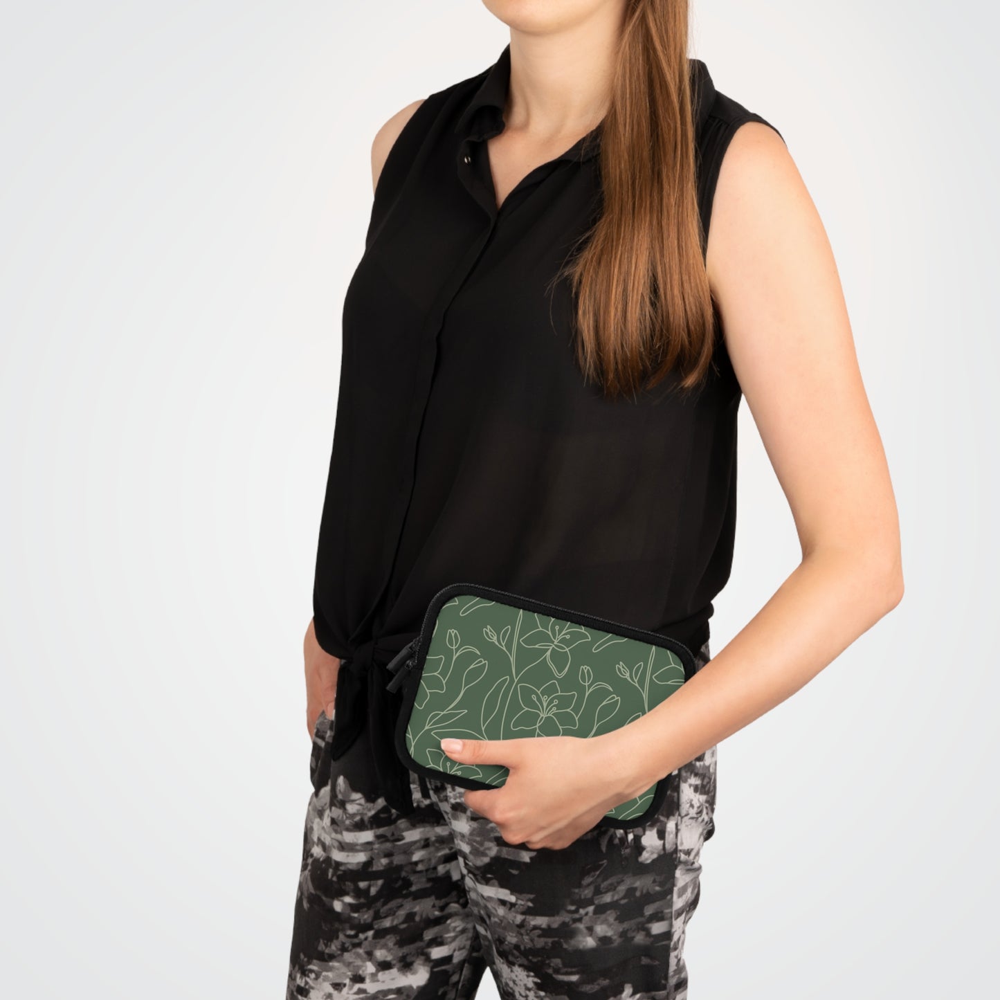Floral Laptop Sleeve - Elegant Green Design for Stylish Protection