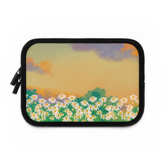 Daisy Fields Laptop Sleeve - Floral Design for Nature Lovers